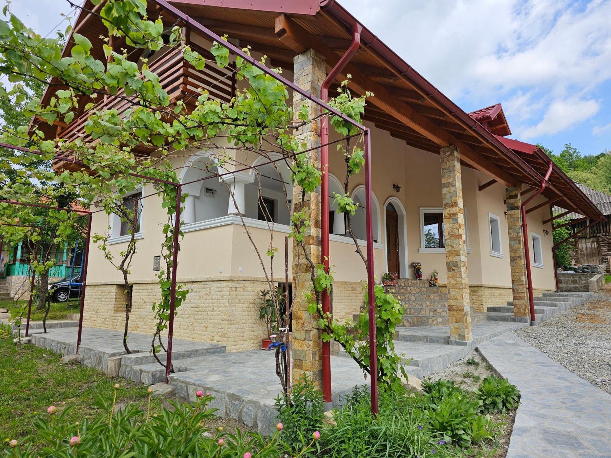 Casa Hera Călimăneşti Zewnętrze zdjęcie