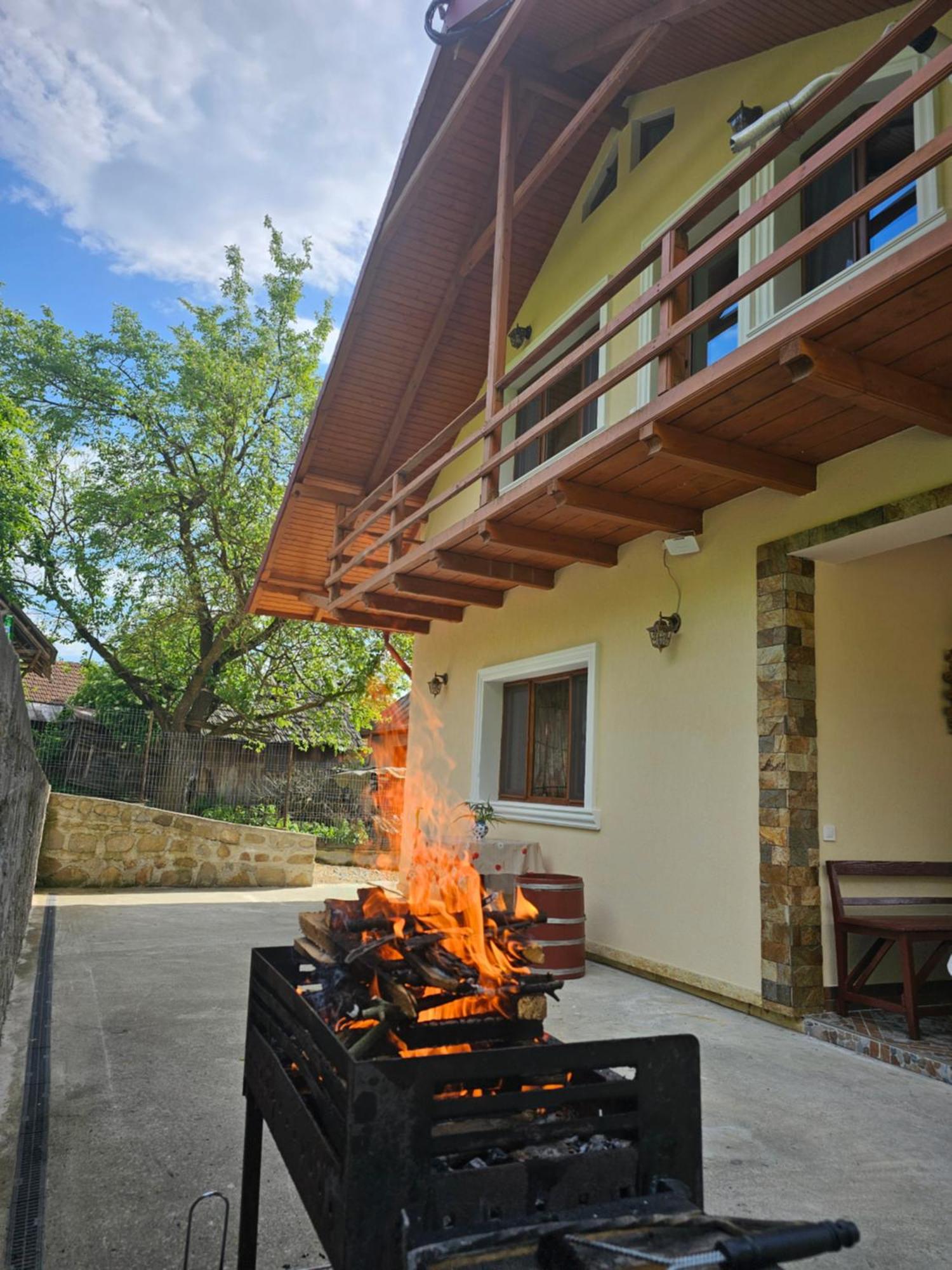 Casa Hera Călimăneşti Zewnętrze zdjęcie
