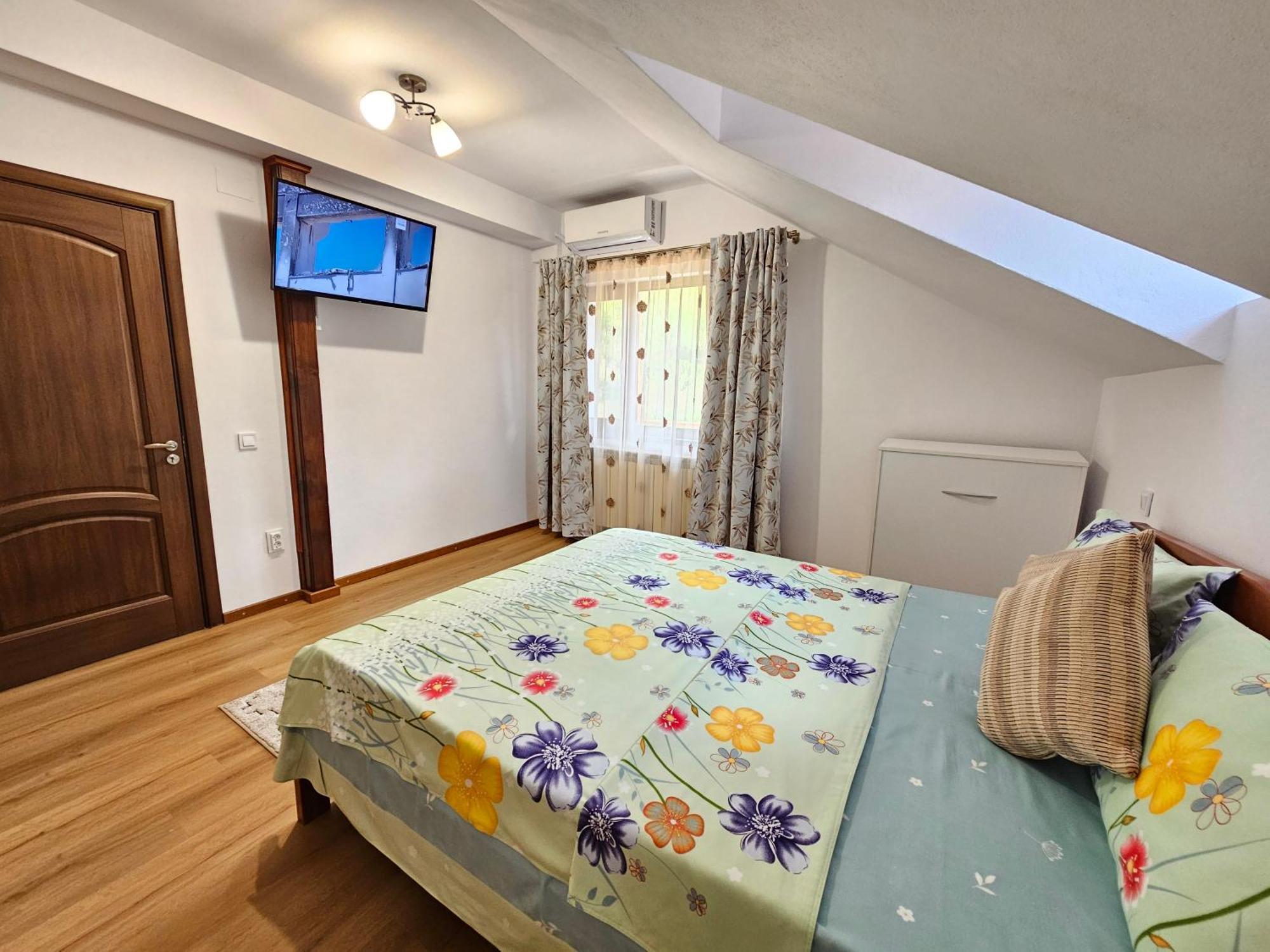 Casa Hera Călimăneşti Zewnętrze zdjęcie