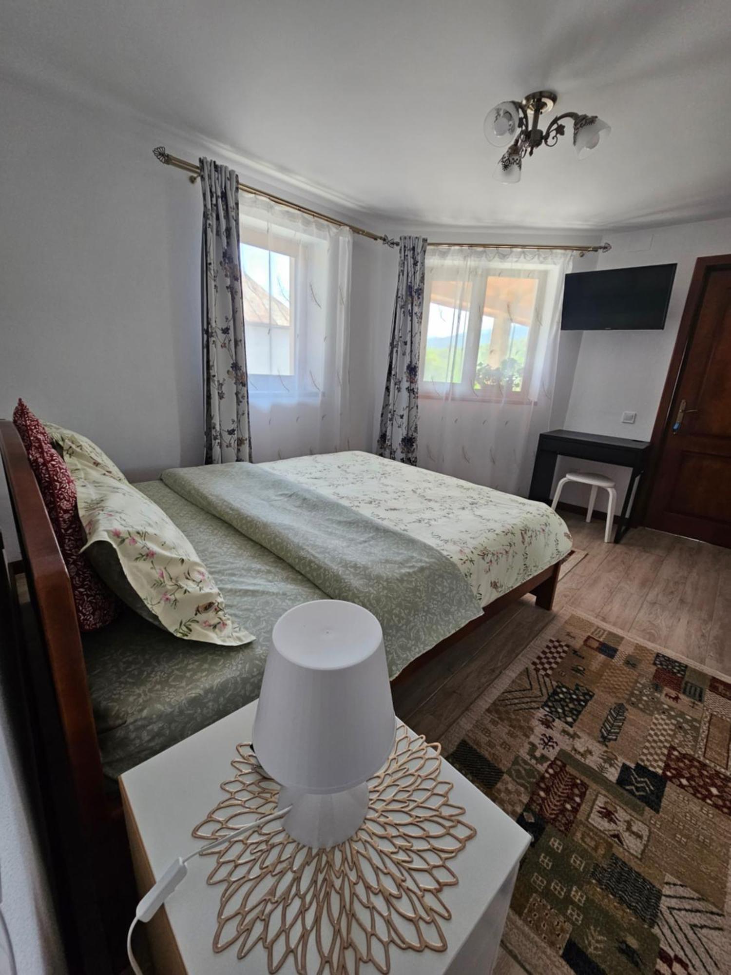 Casa Hera Călimăneşti Zewnętrze zdjęcie